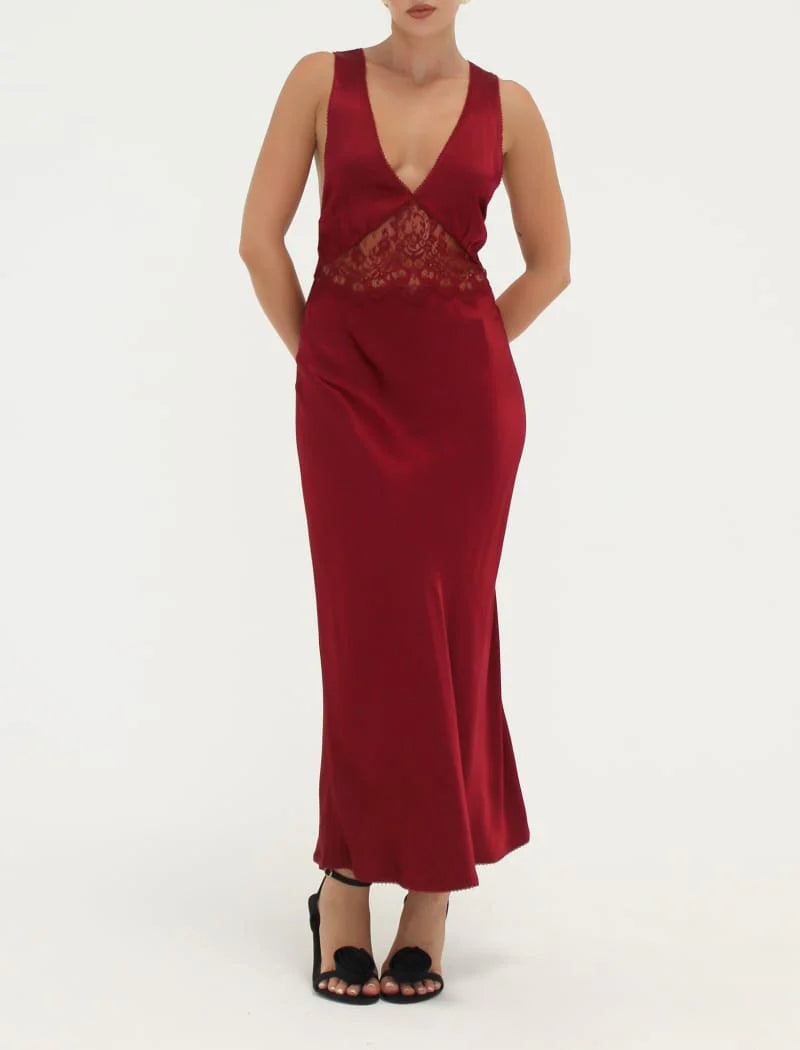 RUMORED Vanity Midi Dress