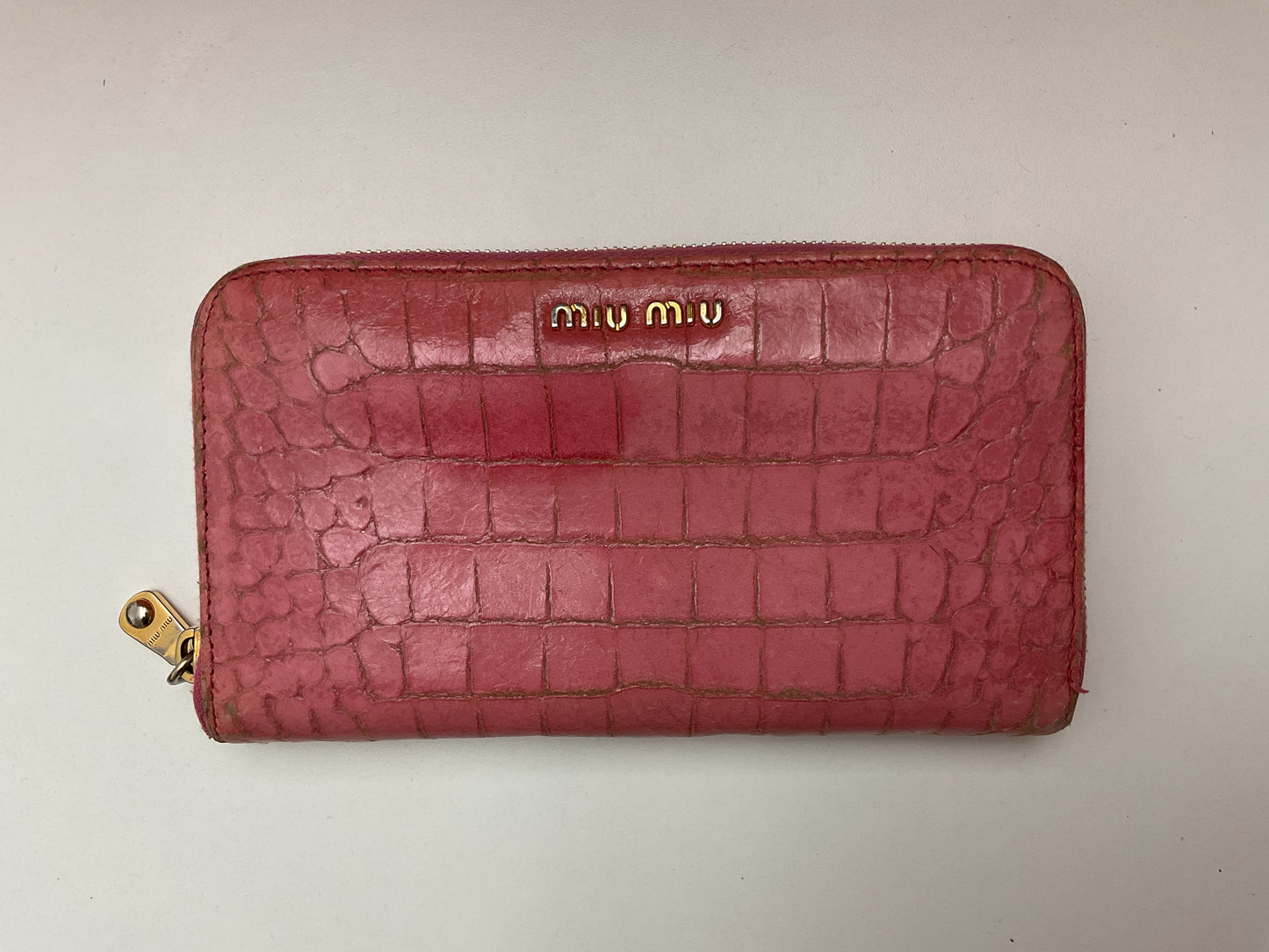 Miu Miu St. Coco Lux Crocodile Embossed Pink Wallet