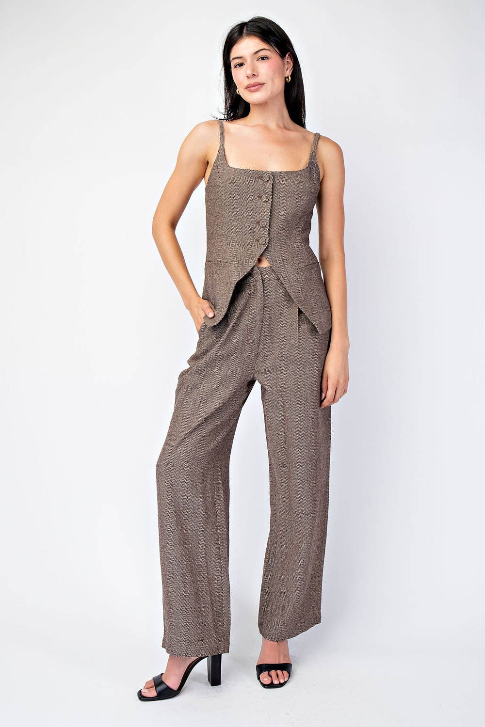 HERRINGBONE WOVEN STRAP TAILORED BUTTON DOWN TOP