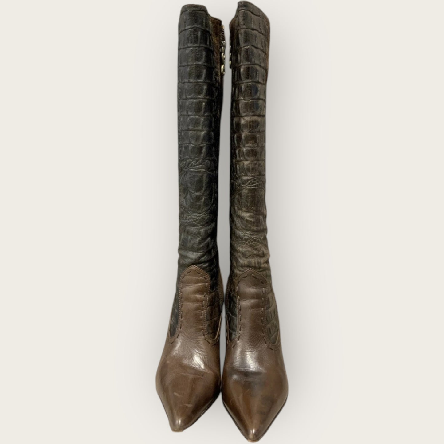 Modern Vintage Rebecca Brown Croc-Embossed Leather Knee-High Boots – Size 9