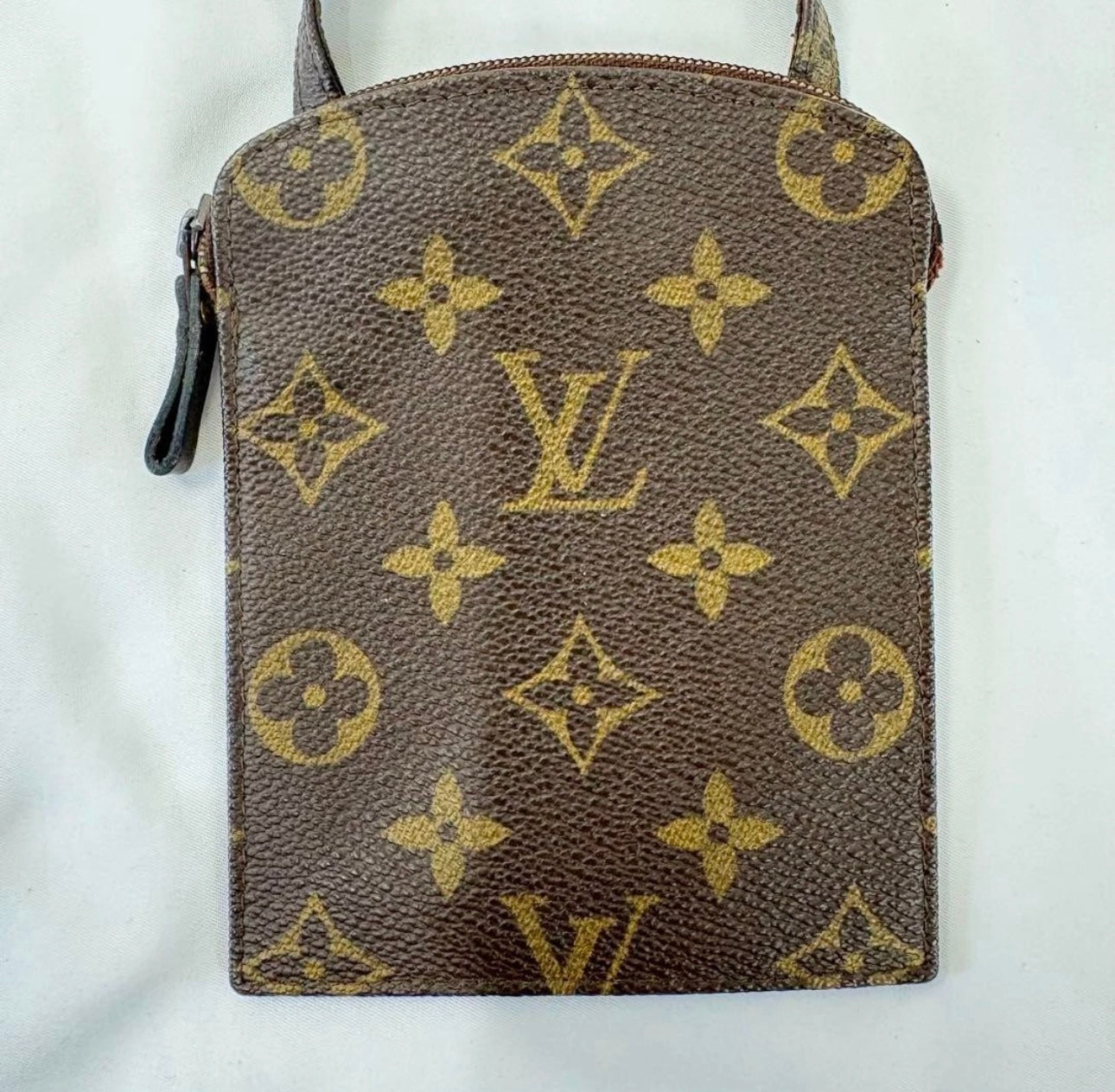 Louis Vuitton Monogram Canvas Phone Pouch Crossbody