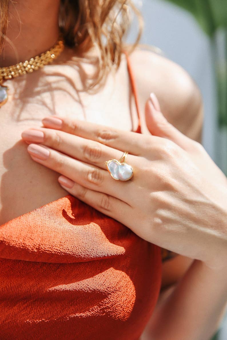 Chakarr Jewelry - 1OAK BAROQUE PEARL RING