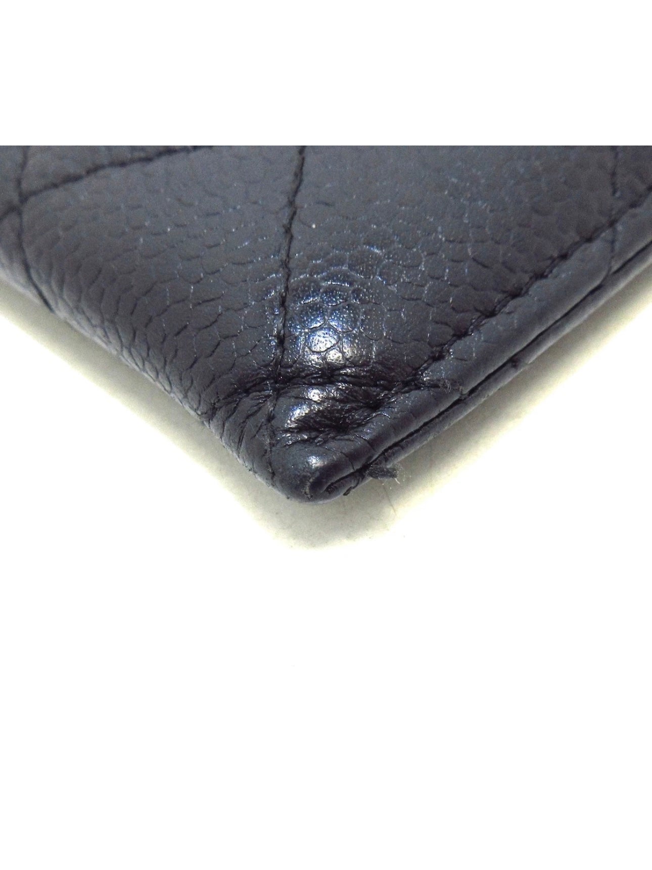 CHANEL
Caviar Quilted Card Holder Black