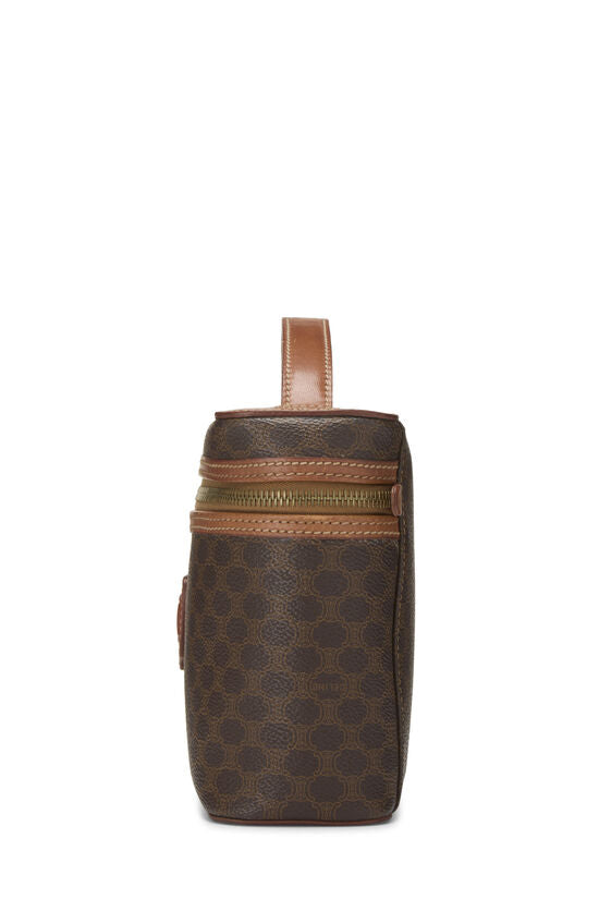 CÉLINE
Brown Coated Canvas Macadam