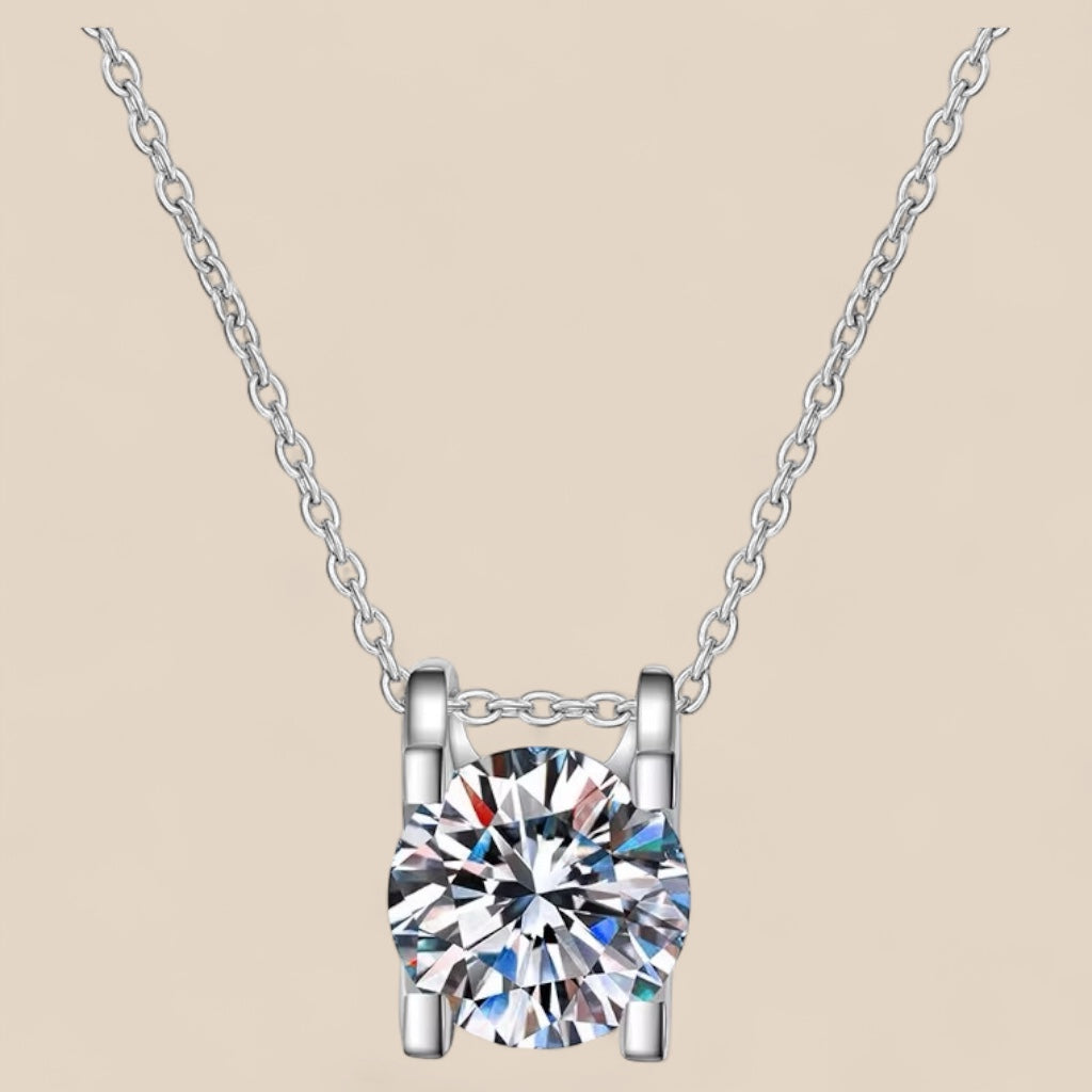 Tauren-style diamond pendant necklace