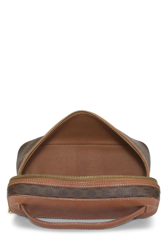 CÉLINE
Brown Coated Canvas Macadam