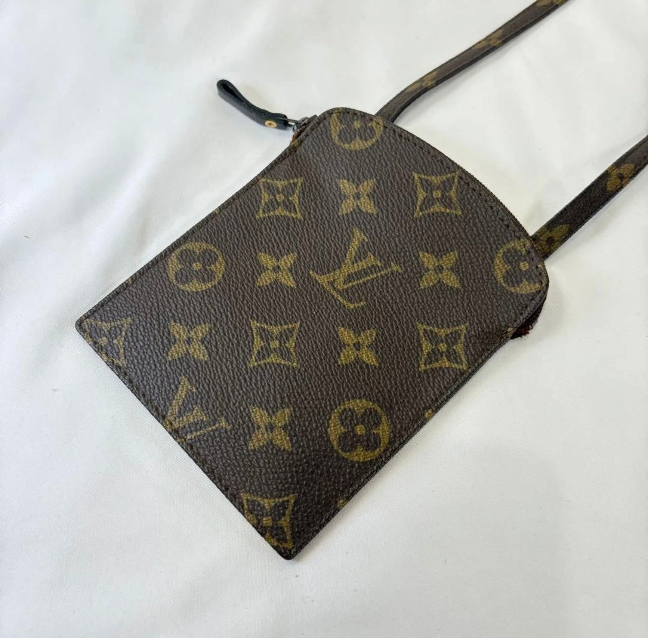Louis Vuitton Monogram Canvas Phone Pouch Crossbody