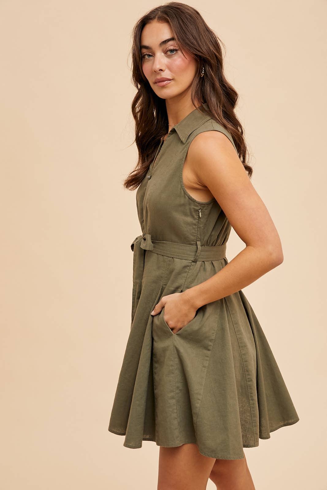 In Loom - SLEEVELESS LAPEL MINI DRESS
