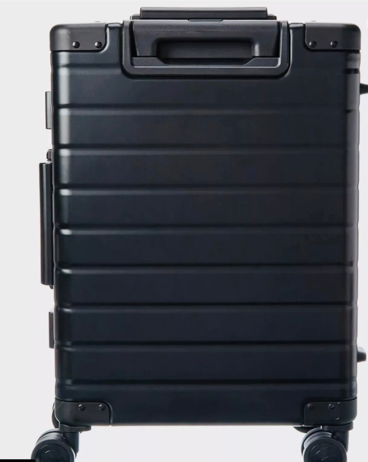 VALENTINO BY MARIO VALENTINO
19 Inch Logo Spinner Suitcase