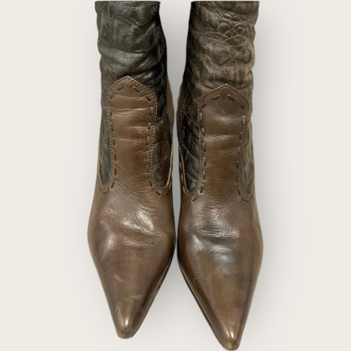 Modern Vintage Rebecca Brown Croc-Embossed Leather Knee-High Boots – Size 9