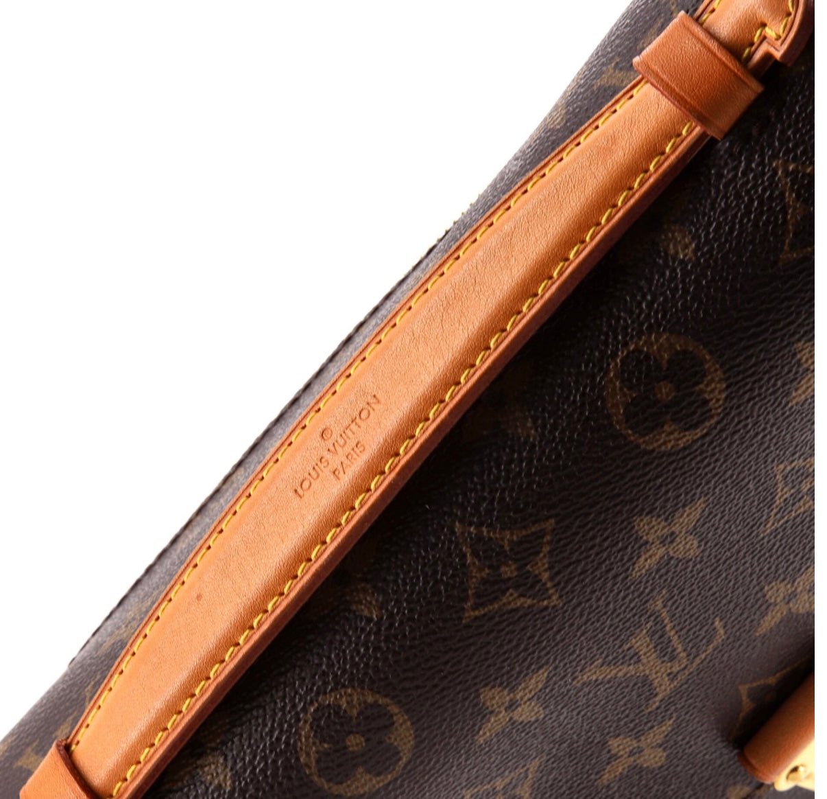 Louis Vuitton
Pochette Metis Monogram Canvas