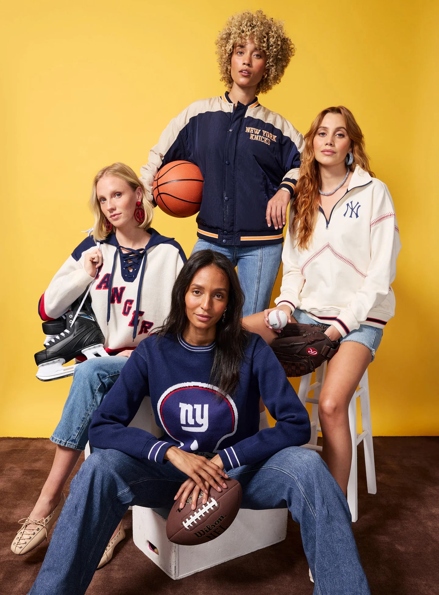 YANKEES MULTI LOGO BASEBALL STITCH CREW IN SUGAR SWIZZLE TONAL