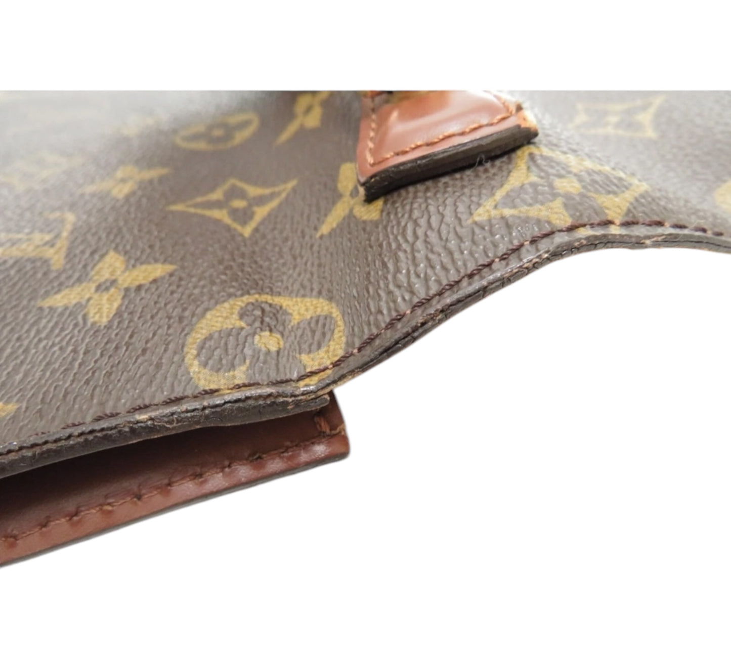 Louis Vuitton
Monceau Leather Handbag