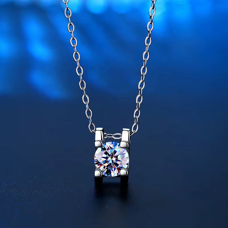 Tauren-style diamond pendant necklace