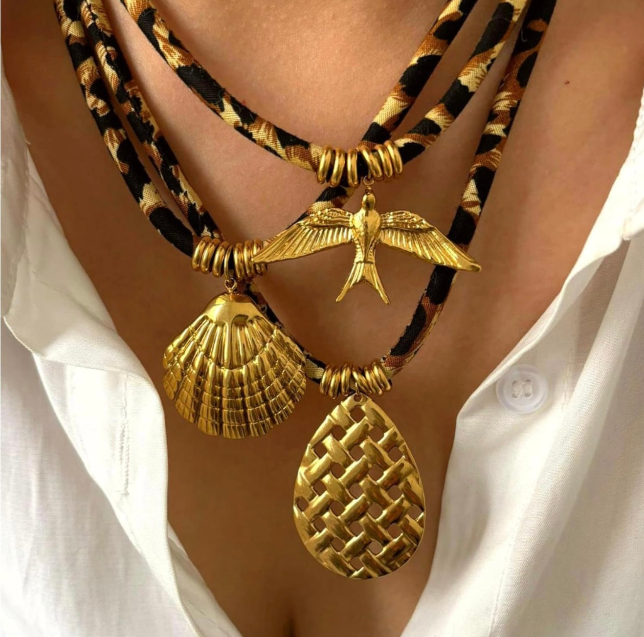 Tropical Gold Pendant Leopard-Print Cord Necklaces