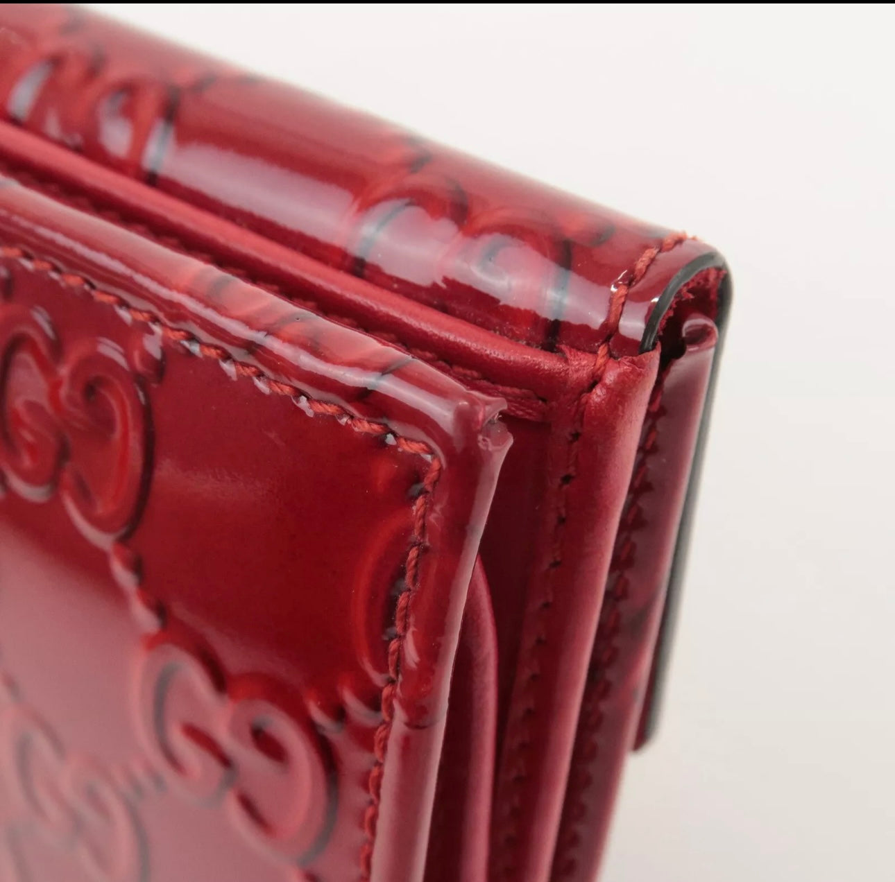 Gucci- Patent leather wallet