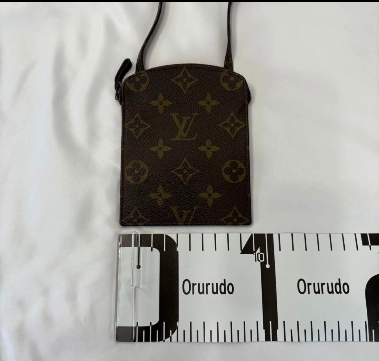 Louis Vuitton Monogram Canvas Phone Pouch Crossbody