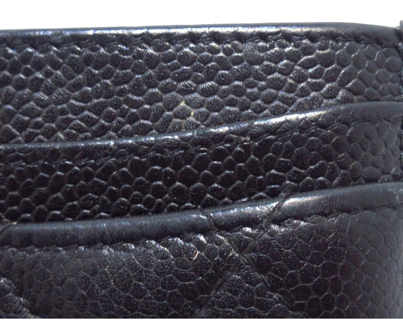 CHANEL
Caviar Quilted Card Holder Black