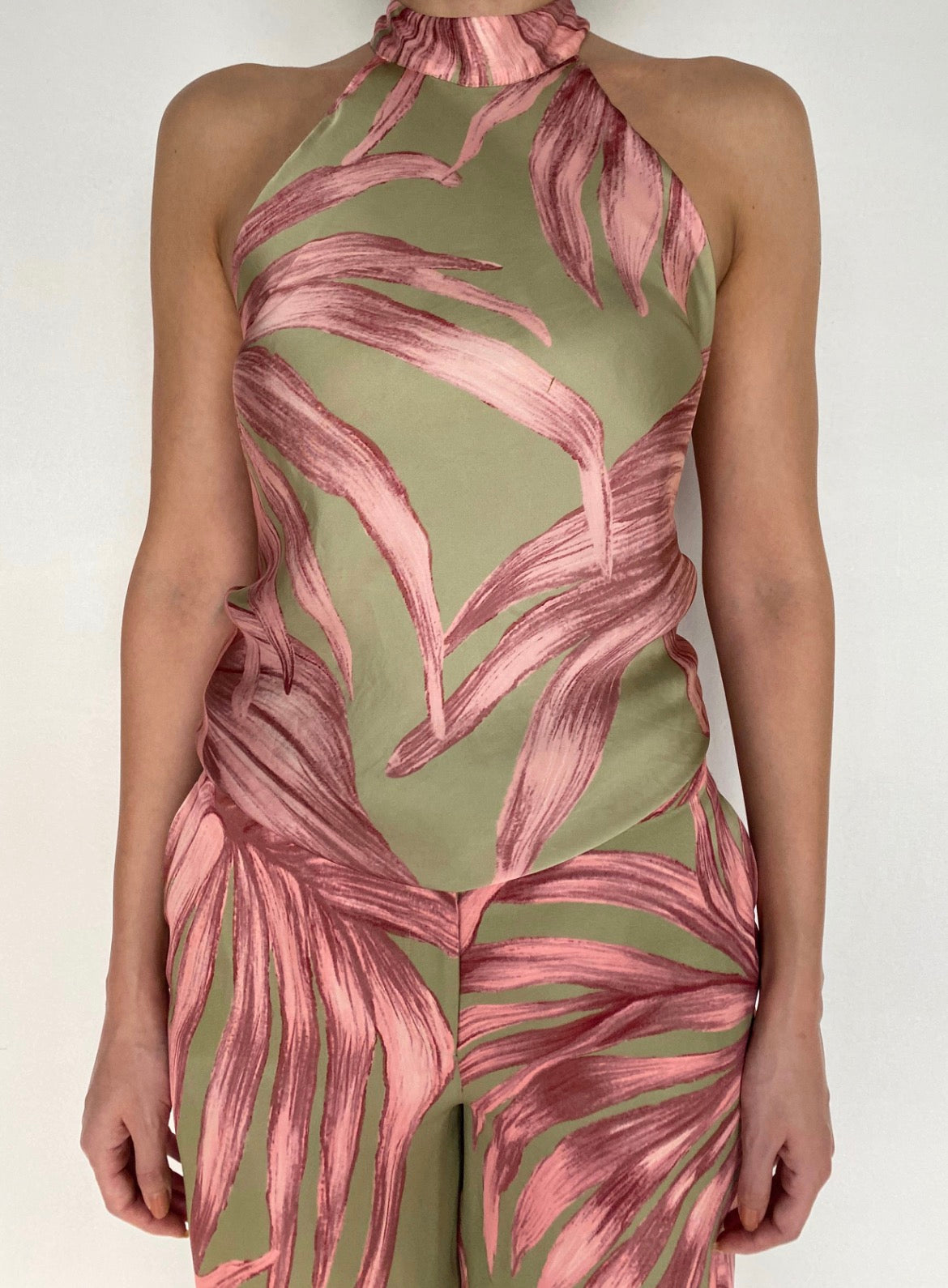 Halter Top With Open Back-Rococo Sand