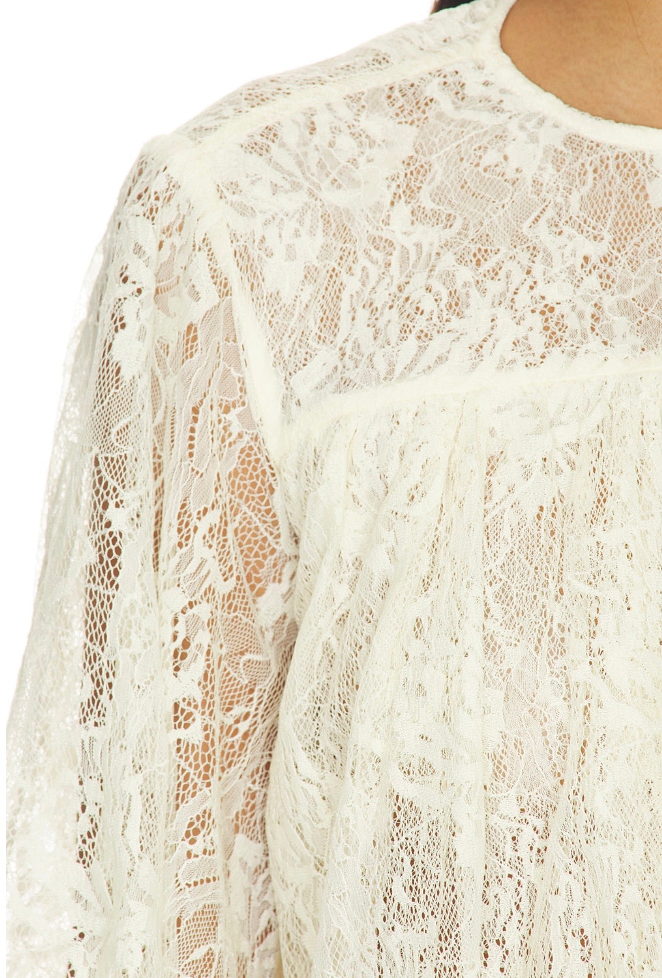 Ruffle Top in Eggshell