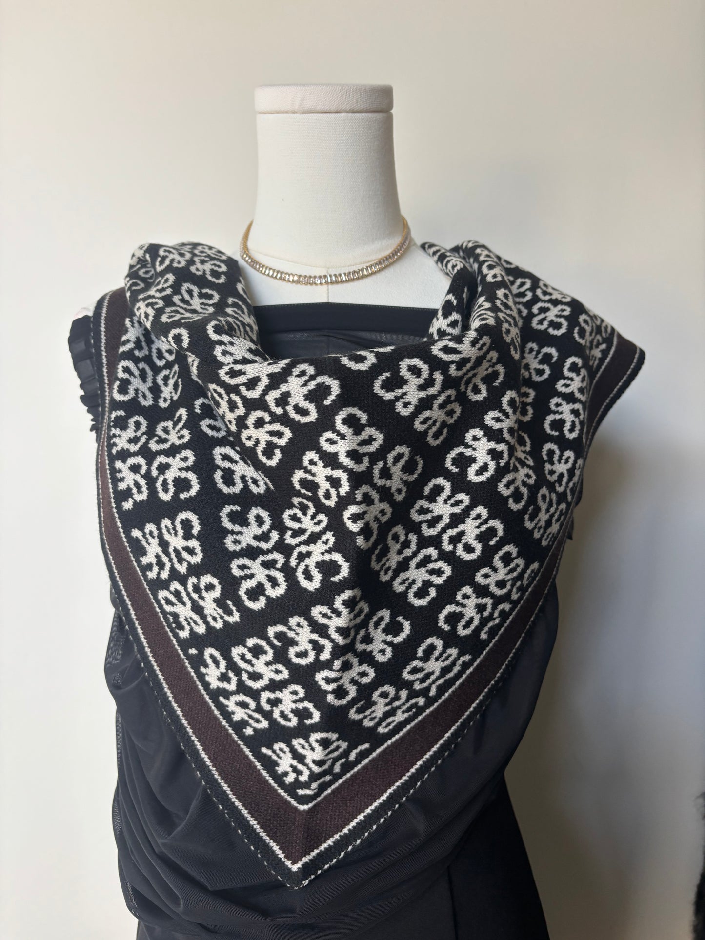 The Kensington Knit Scarf