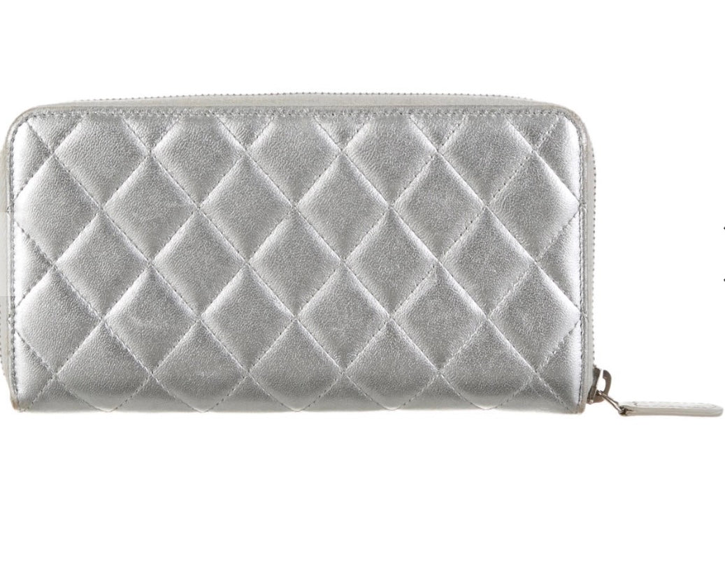 Chanel Quilted Metallic Silver Leather Zipped Wallet