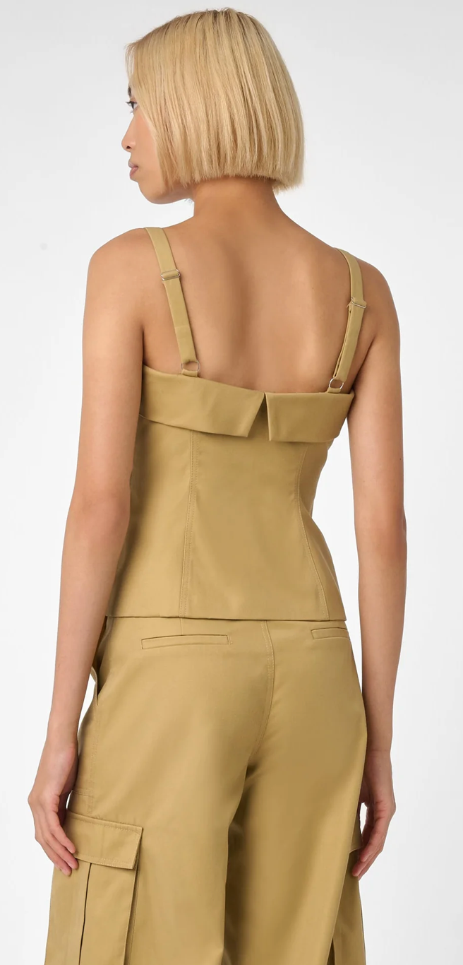 Jayden Zip Front Top in - TOCCIN