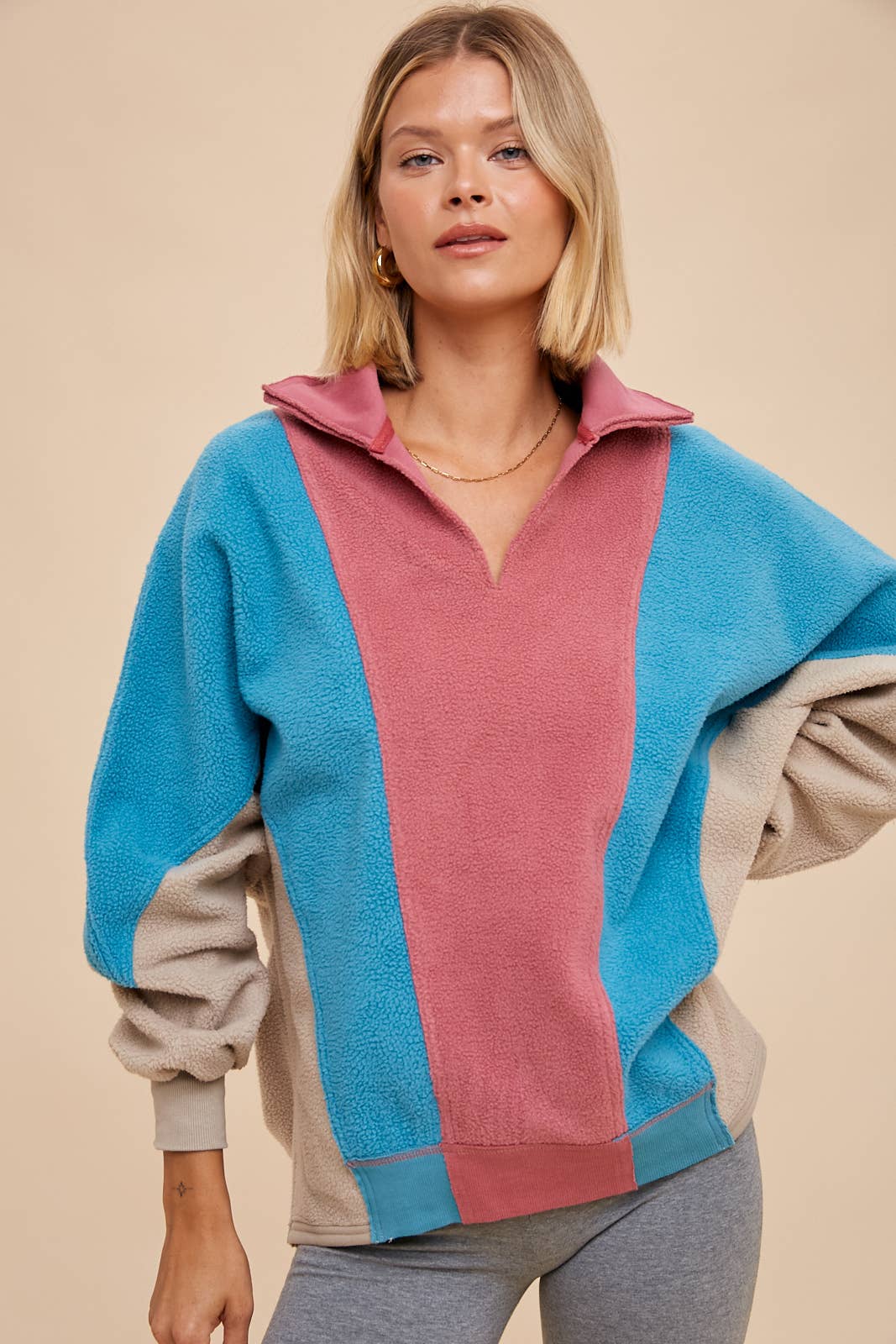 In Loom - COLOR BLOCK PANELED FLEECE PULLOVER