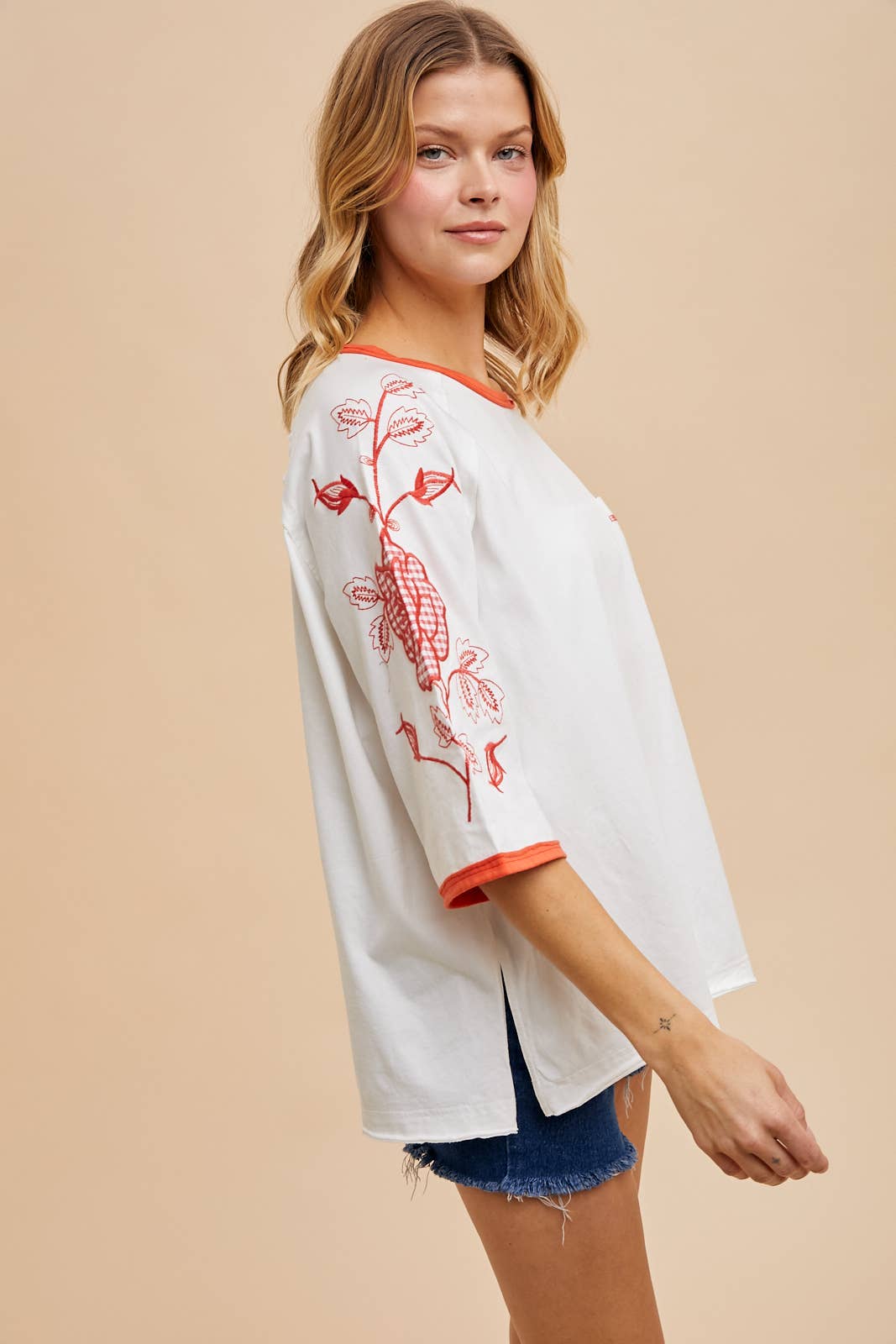 COTTON EMBROIDERED APPLIQUE RINGER TEE