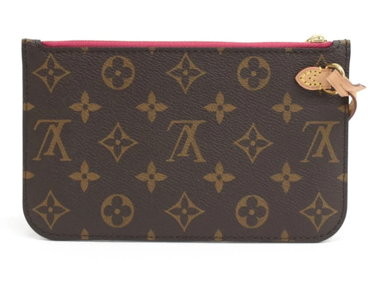 LV Pochette Accessoires Monogram