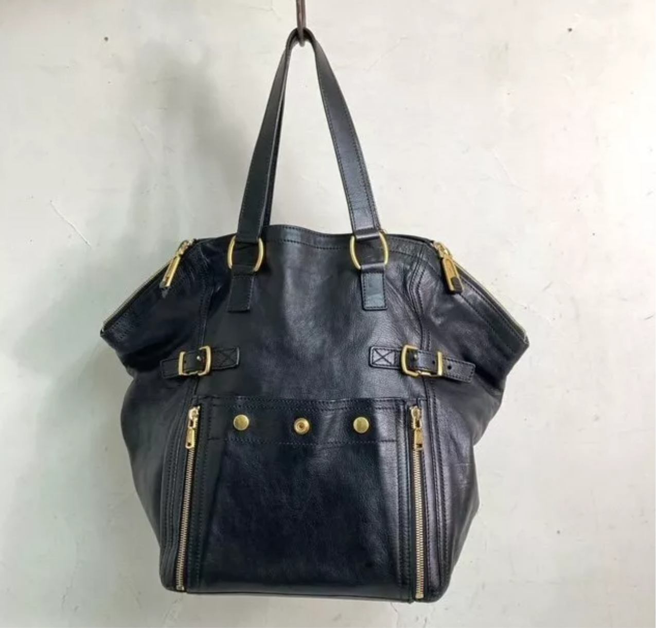 Saint Laurent
Downtown Leather Handbag