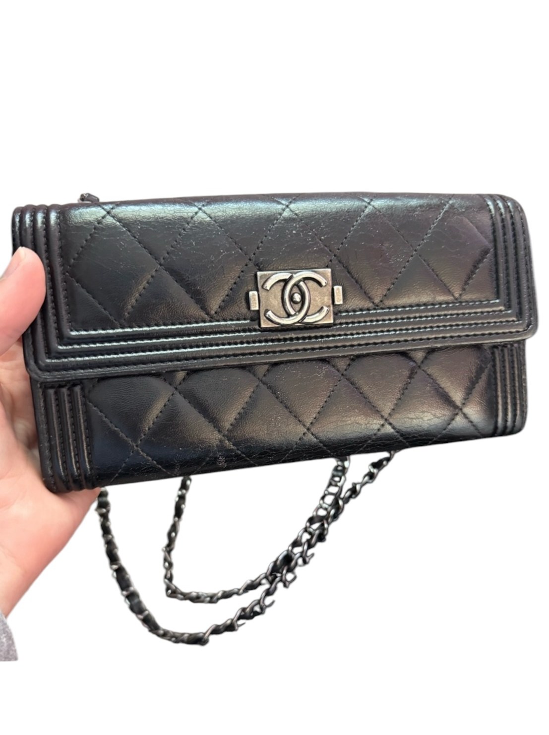 Chanel
Boy Flap Wallet Quilted Caviar Long on chain