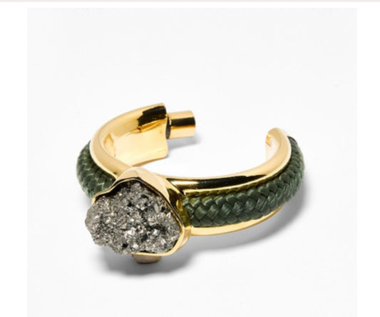 Green Solemn Bracelet