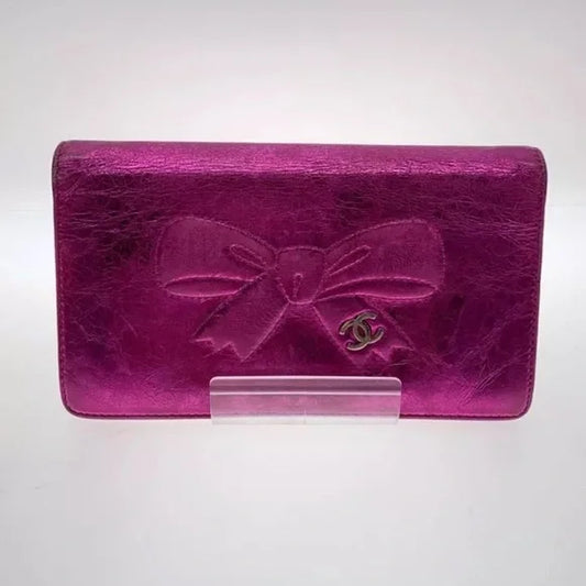Pink Chanel Metallic Foil calfskin Leather Bow long wallet