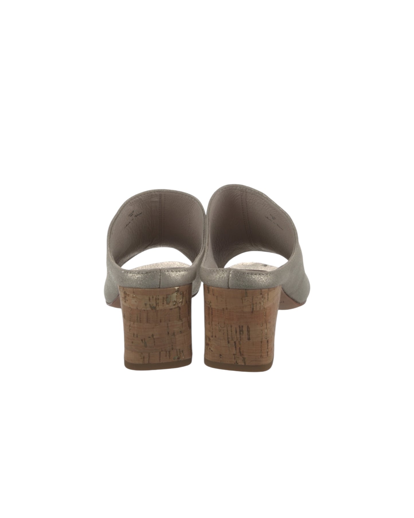 Donald Pliner
Suede Slides
Women's Size: 8