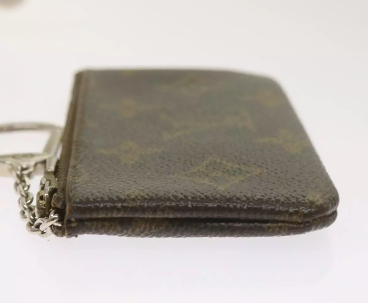 Louis Vuitton                                           Monogram Key Pouch