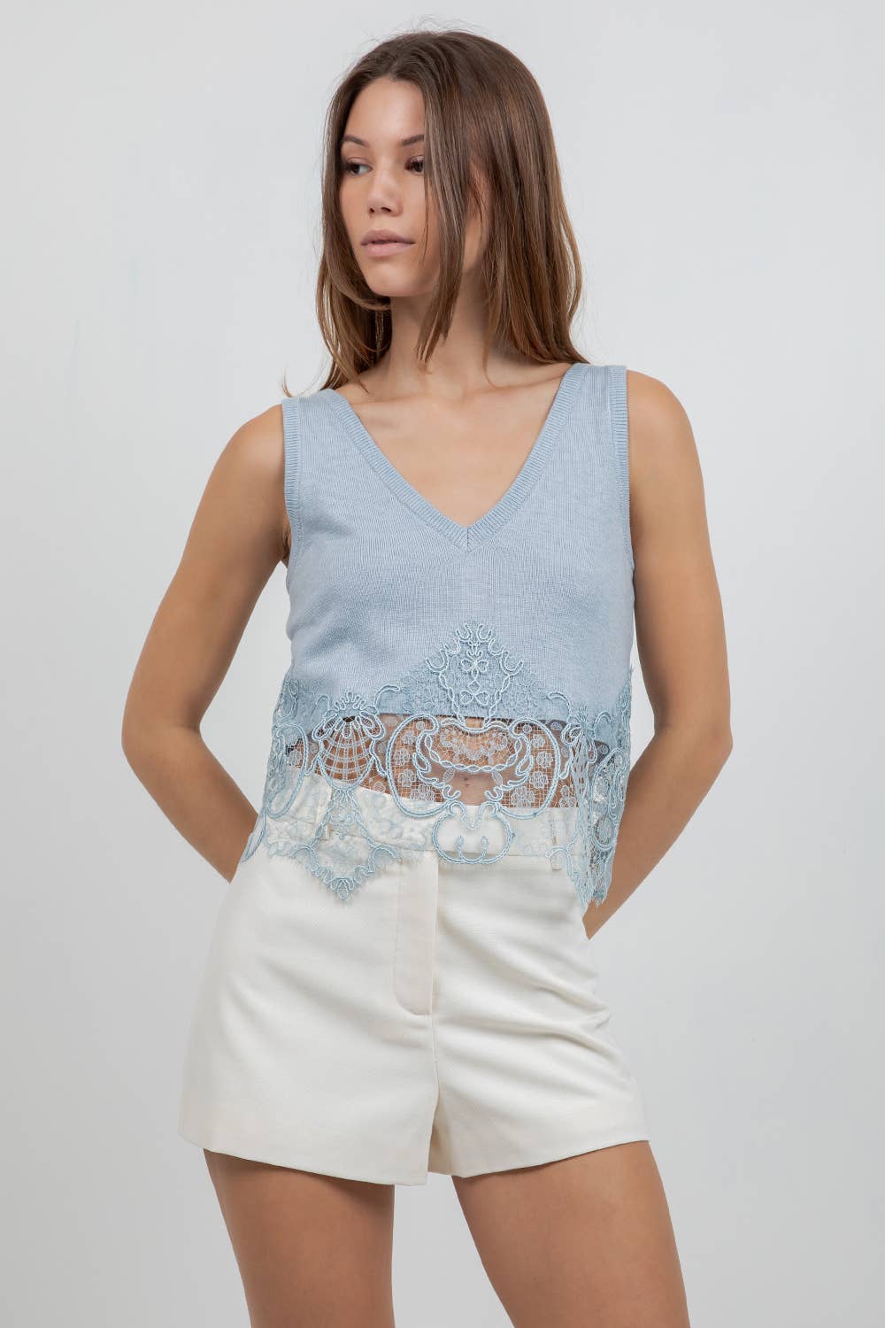 Whiteroom+Cactus - KNITTED SWEATER WITH LACE EDGE DETAILING - CREAM / M