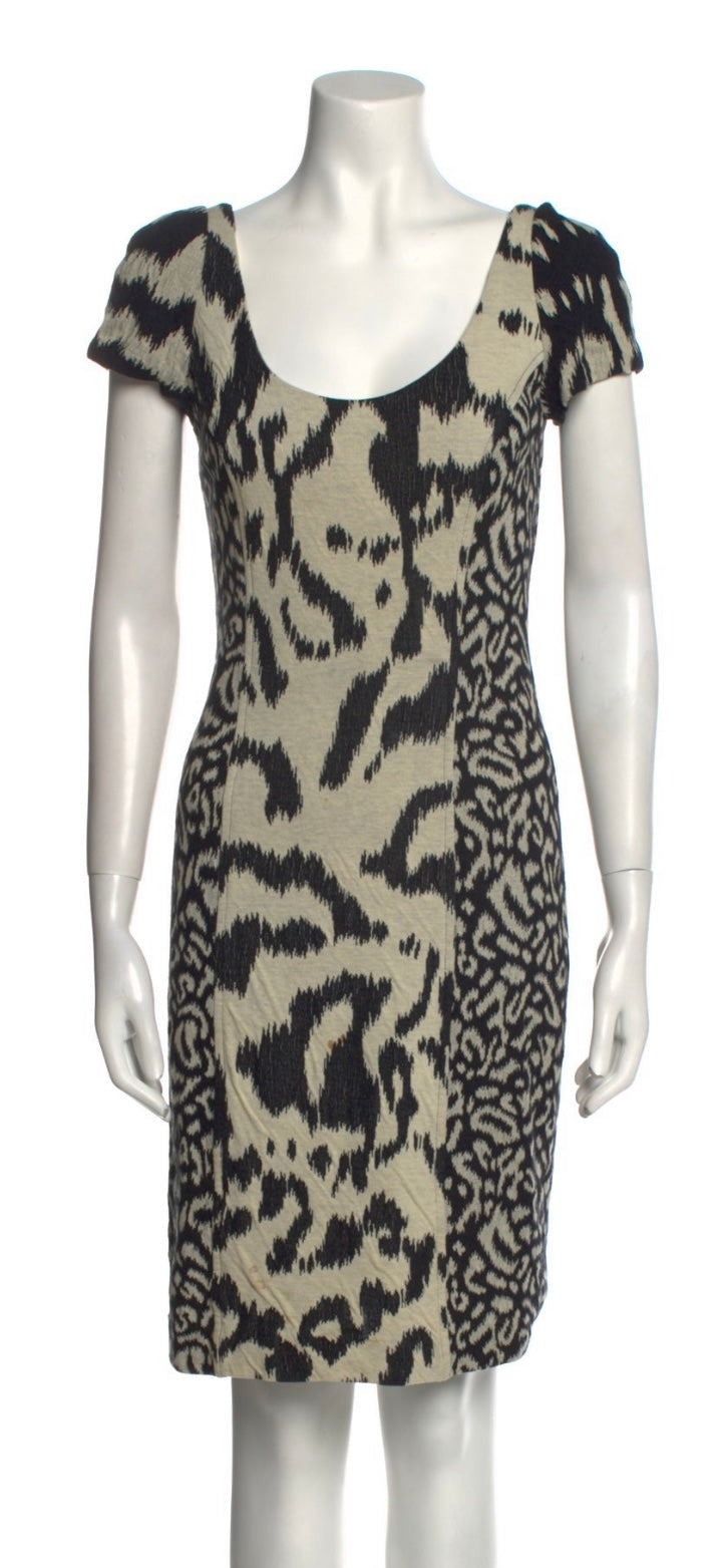 Diane von Furstenberg
Animal Print Knee-Length Dress