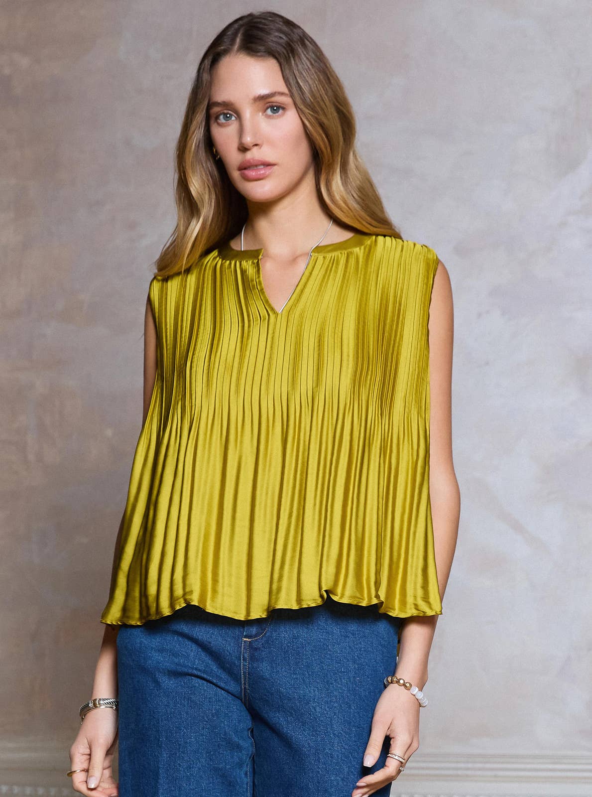 Current Air - Pleated Sleeveless Cropped Top - Amber Haze / S