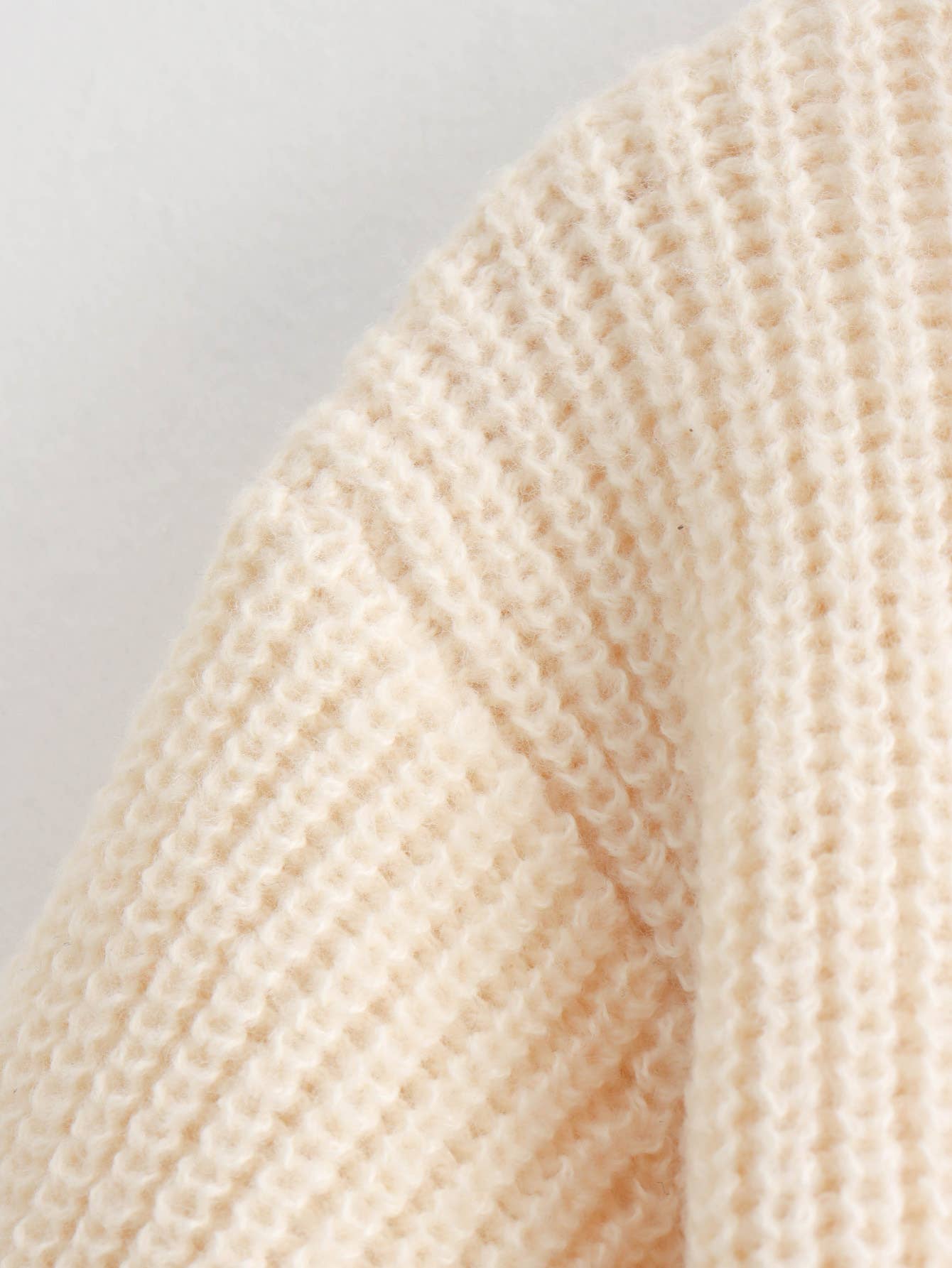 Cherry-Embellished Cropped Knitted Sweater Cardigan