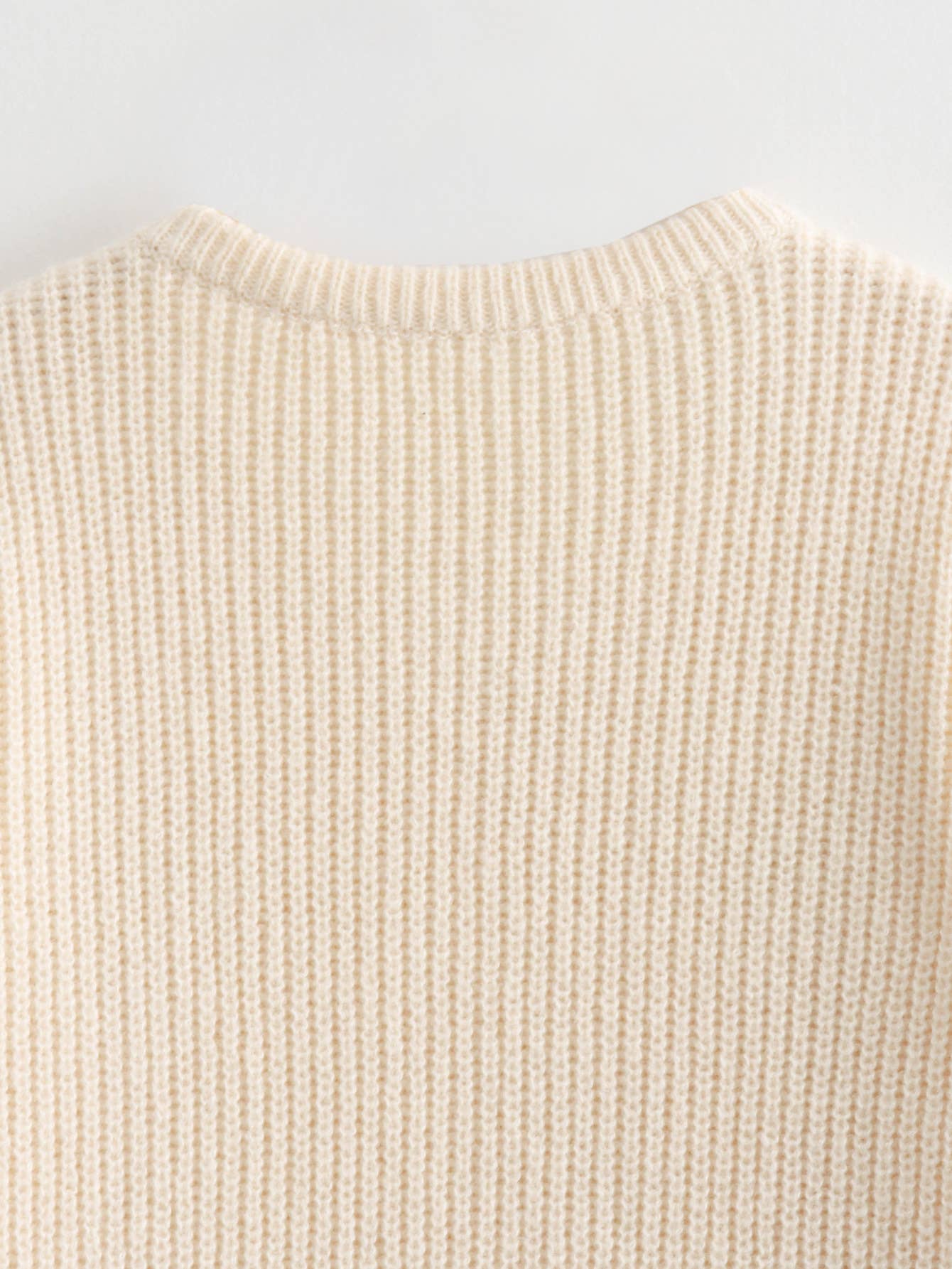 Cherry-Embellished Cropped Knitted Sweater Cardigan