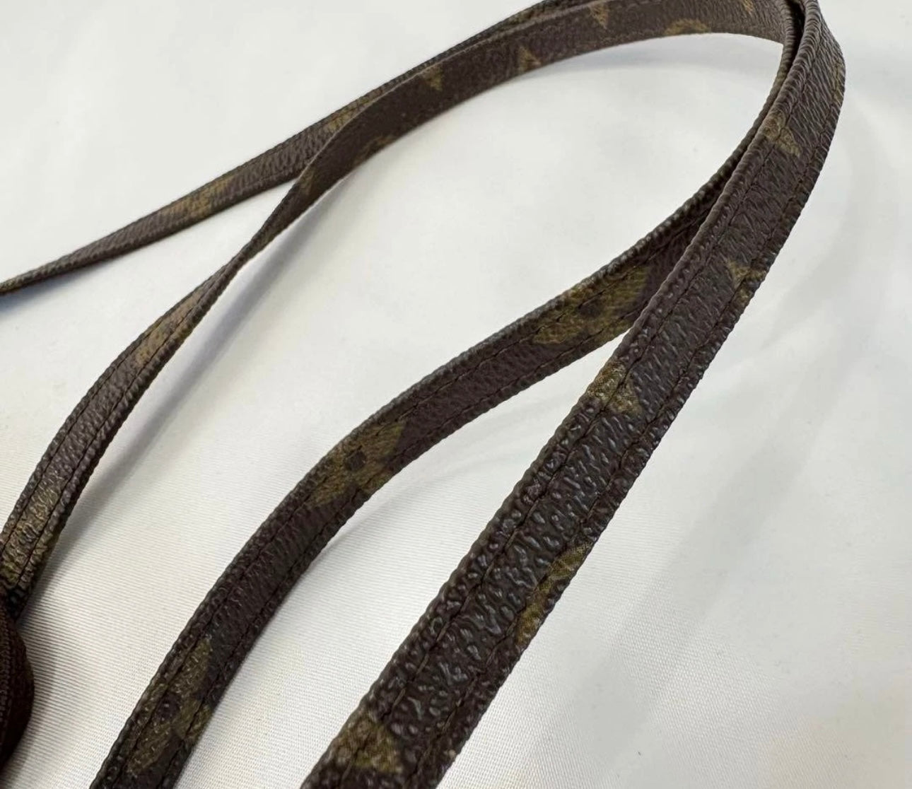 Louis Vuitton Monogram Canvas Phone Pouch Crossbody