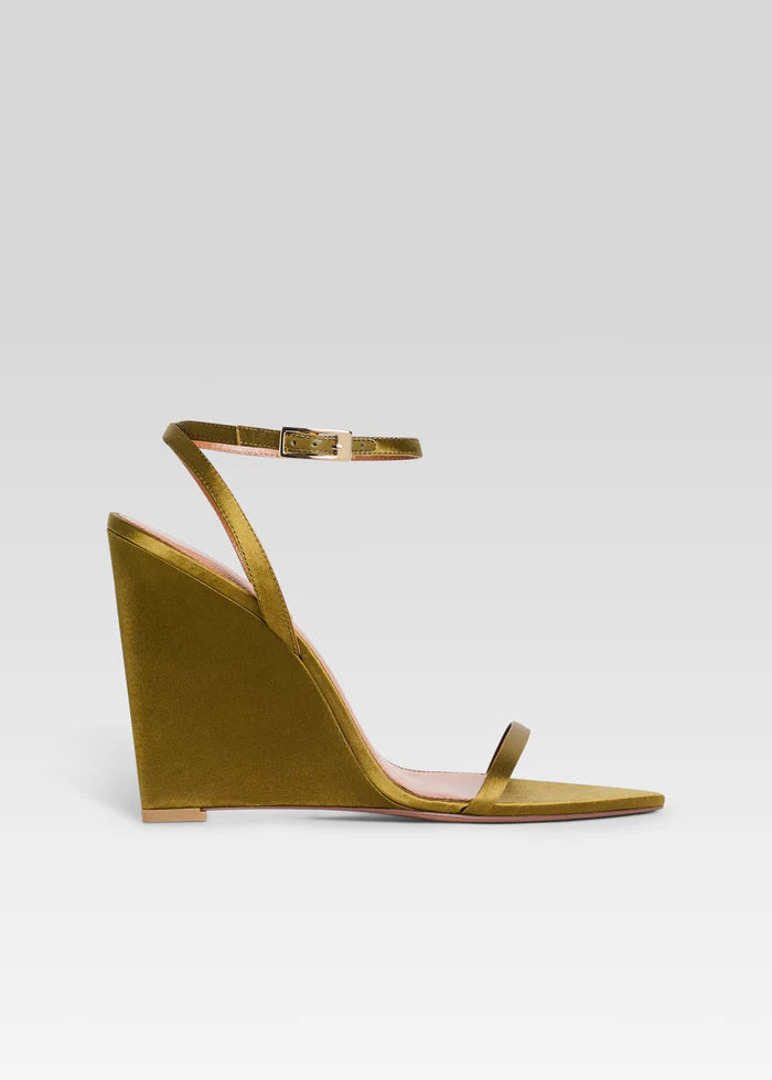 NELLY WEDGE