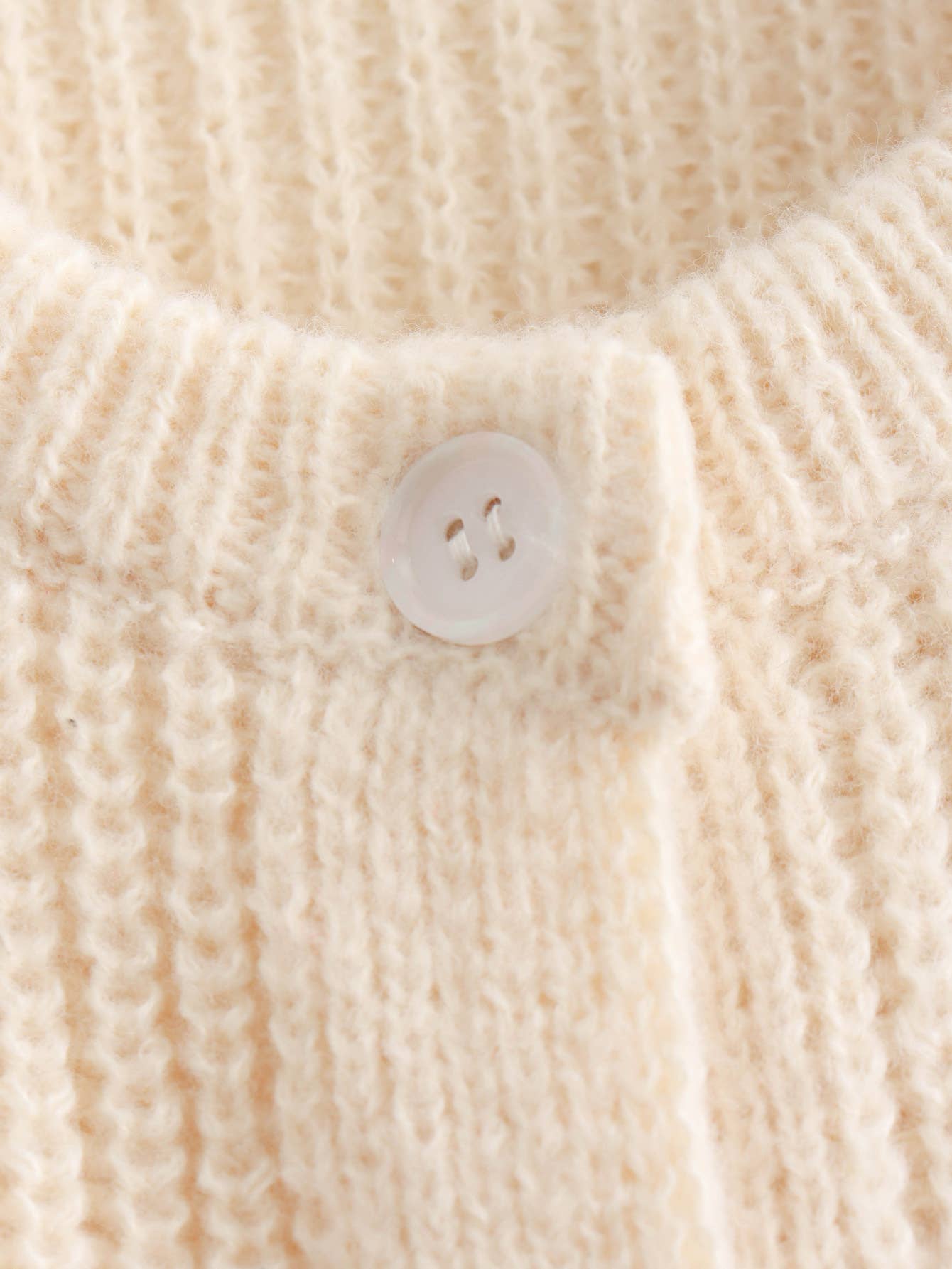 Cherry-Embellished Cropped Knitted Sweater Cardigan