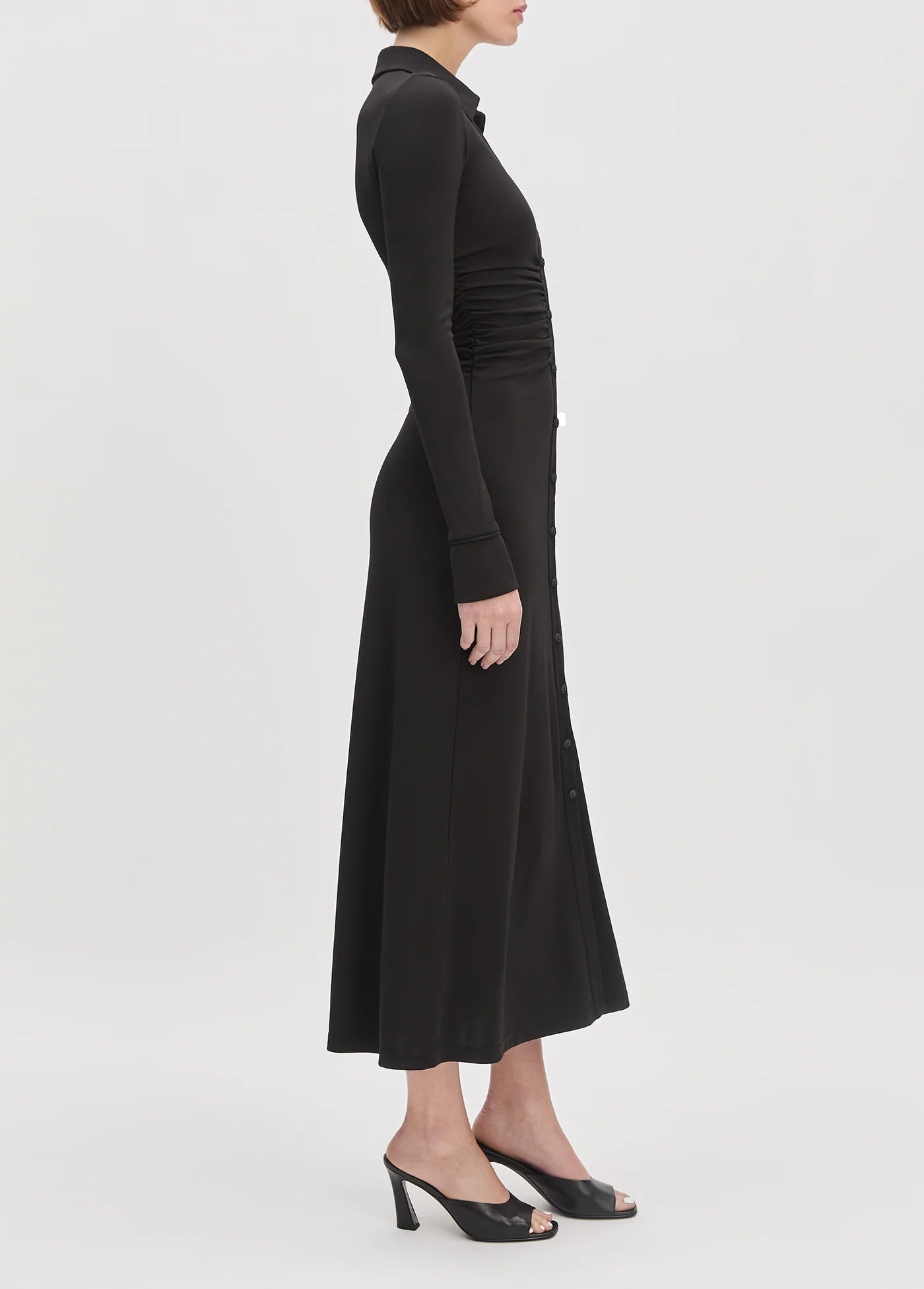 Favorite Daughter 
The Naomi Dress