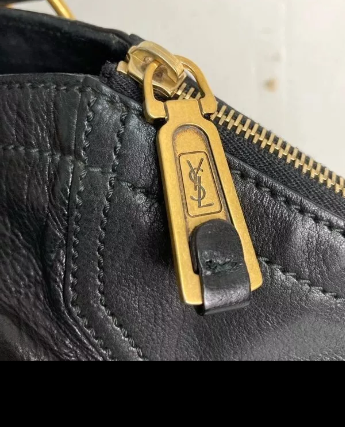 Saint Laurent
Downtown Leather Handbag