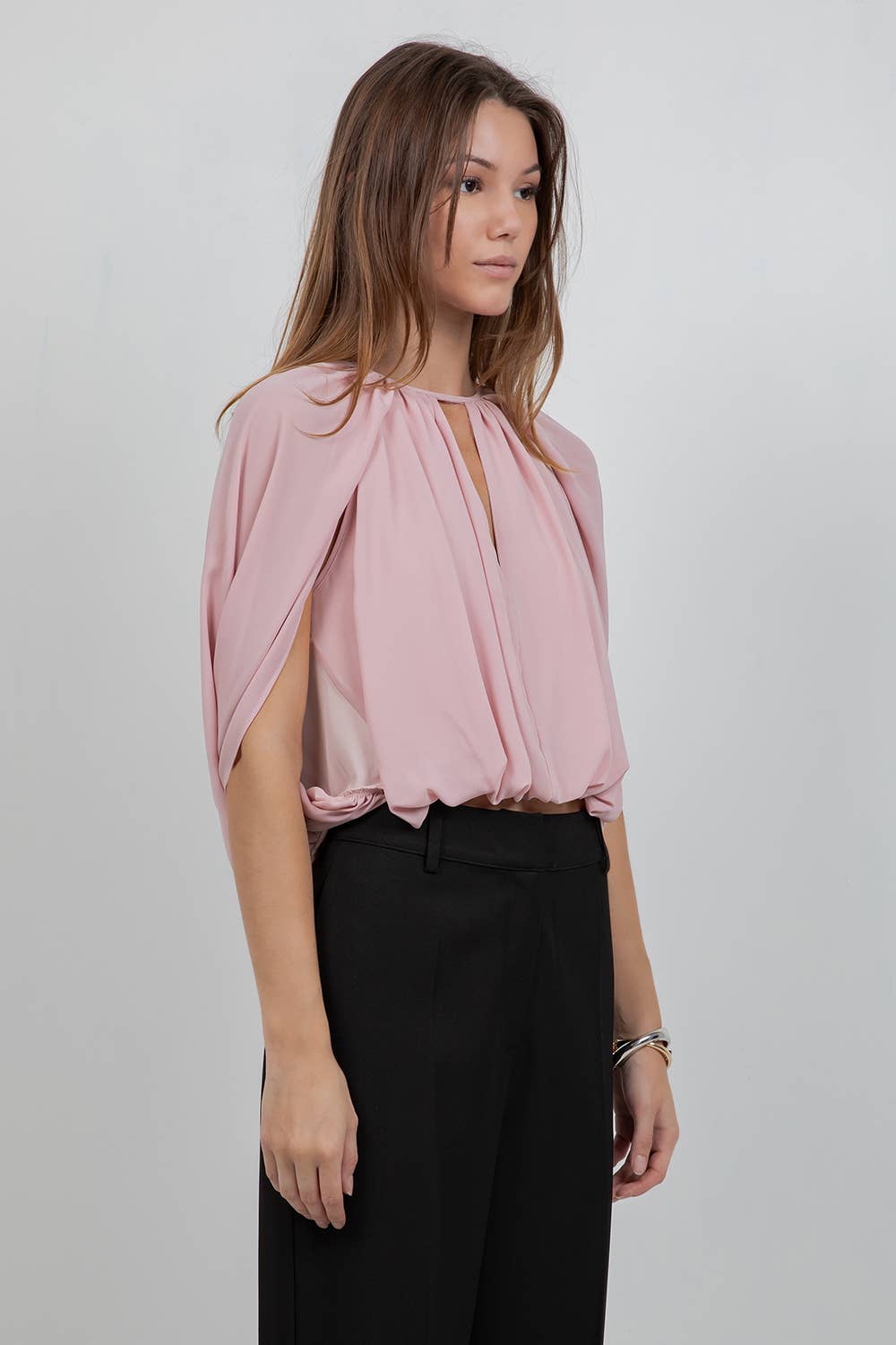 Whiteroom+Cactus - SOFT WOVEN BALLOON TOP WITH CAPE - Ivory / XS