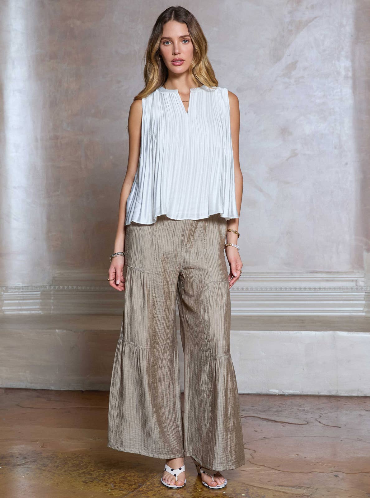 Current Air - Pleated Sleeveless Cropped Top - Amber Haze / M