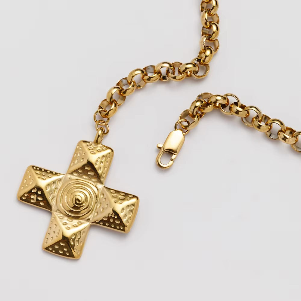 Swirl Plate Cross Chunky Necklace