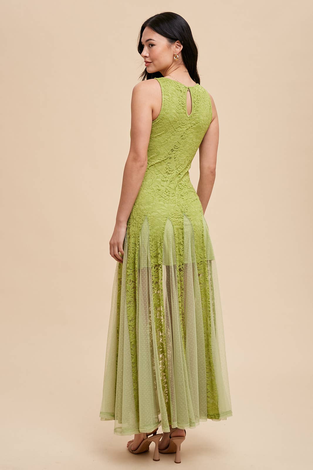 LACE PANELED SLEEVELESS DRESS